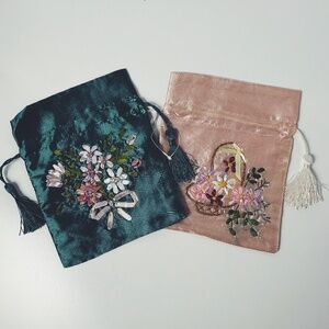 Set of 2 Vintage Chinese Silk Drawstring Pouches – Green & Pink, Embroidered